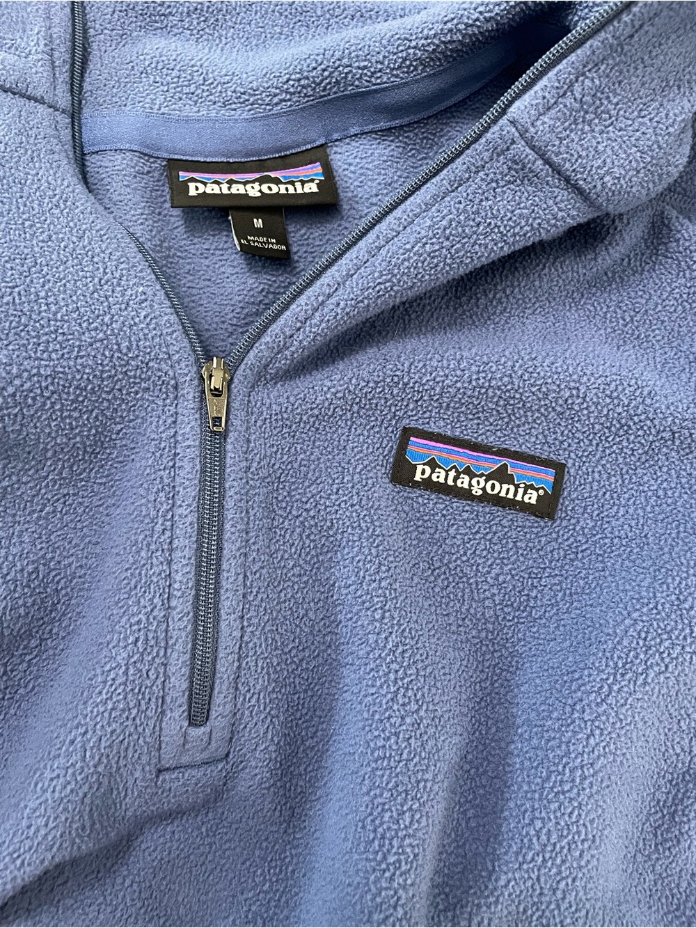 Patagonia Women's Micro D 1/4-Zip Fleece, medium, blue, excellent condition. - Picture 3 of 3